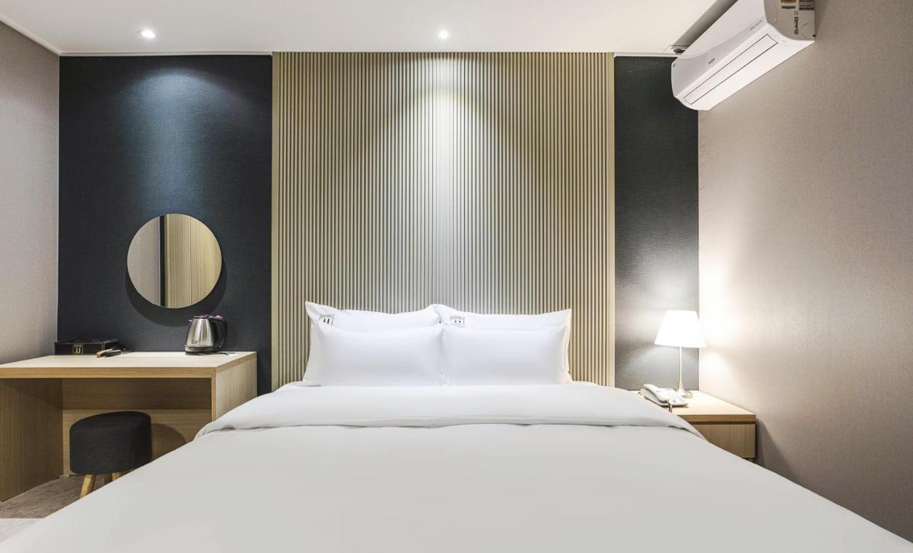 Jj Hotel Seongnam Extérieur photo