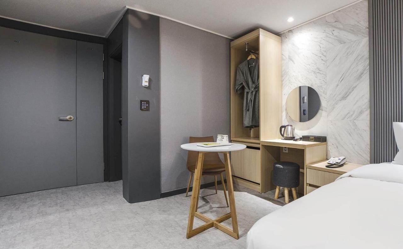 Jj Hotel Seongnam Extérieur photo